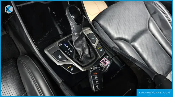 HYUNDAI GRANDEUR HG240 LUXURY