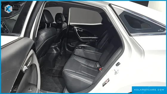 HYUNDAI GRANDEUR HG240 LUXURY