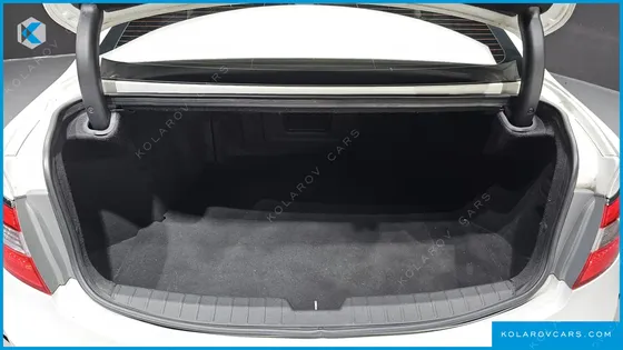 HYUNDAI GRANDEUR HG240 LUXURY