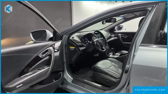 HYUNDAI GRANDEUR HG240 MODERN