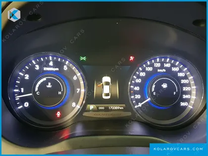 HYUNDAI GRANDEUR HG240 MODERN