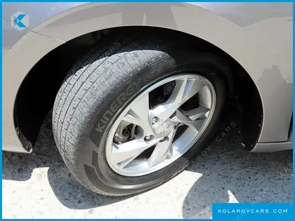 HYUNDAI ELANTRA (AVANTE) 1.6 LPI (RENTAL CAR)