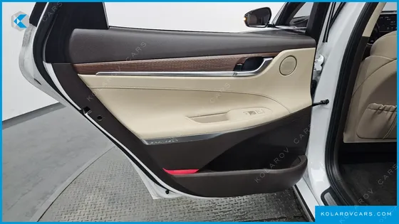 HYUNDAI GRANDEUR 2.4 PREMIUM