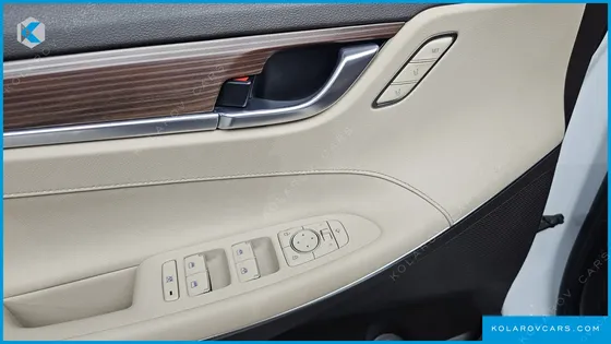 HYUNDAI GRANDEUR 2.4 PREMIUM