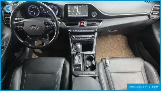 HYUNDAI GRANDEUR 3.0 LPI MODERN BASIC (RENTAL CAR)