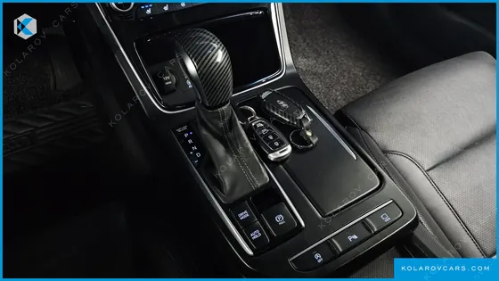 HYUNDAI GRANDEUR 2.2 DIESEL PREMIUM