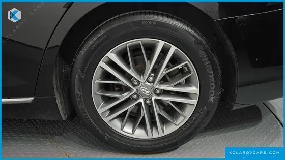 HYUNDAI GRANDEUR 2.2 DIESEL PREMIUM