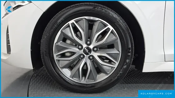 KIA K5 NOBLESSE