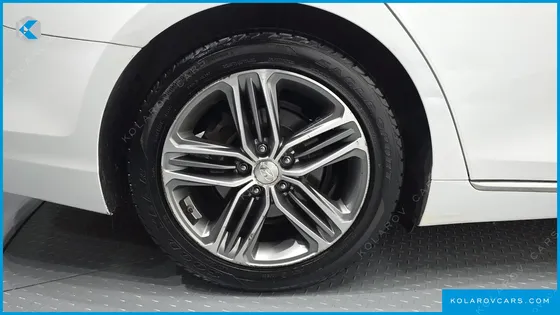 HYUNDAI GRANDEUR 3.0 LPI MODERN
