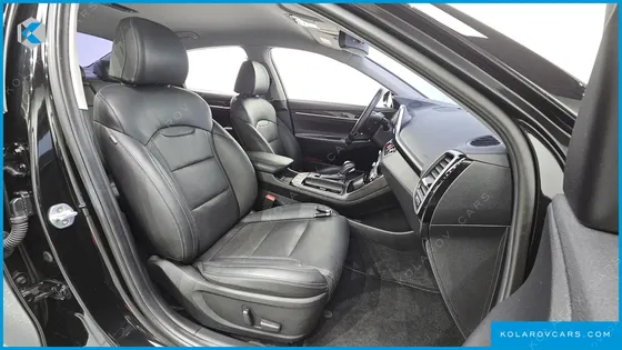 HYUNDAI GRANDEUR 2.4 PREMIUM