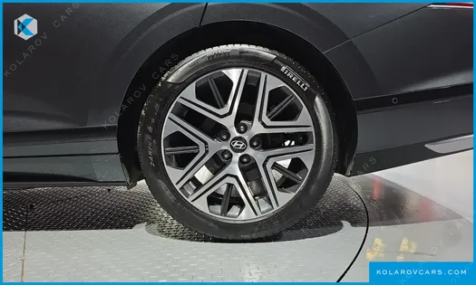 HYUNDAI GRANDEUR EXCLUSIVE