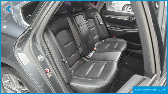 HYUNDAI GRANDEUR 2.4 PREMIUM