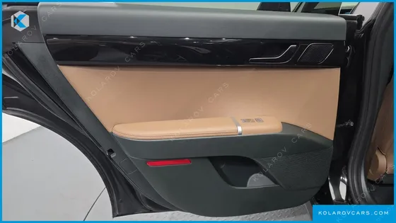 HYUNDAI GRANDEUR PREMIUM
