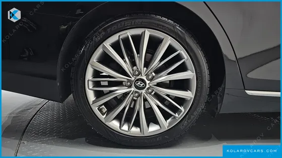HYUNDAI GRANDEUR 3.3 CELEBRITY