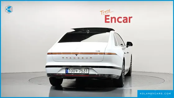 HYUNDAI GRANDEUR CALLIGRAPHY