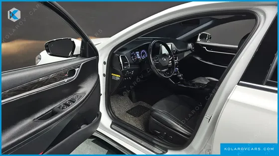 HYUNDAI GRANDEUR 2.4 PREMIUM