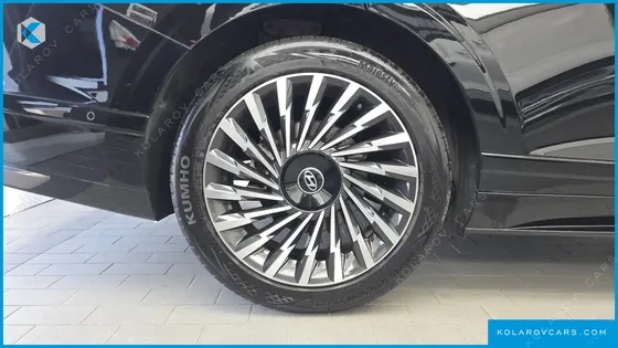 HYUNDAI GRANDEUR CALLIGRAPHY