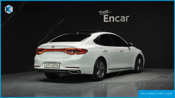 HYUNDAI GRANDEUR 2.2 DIESEL PREMIUM