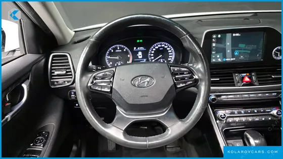 HYUNDAI GRANDEUR 2.2 DIESEL PREMIUM