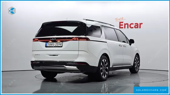 KIA CARNIVAL GASOLINE 7-SEATER SIGNATURE