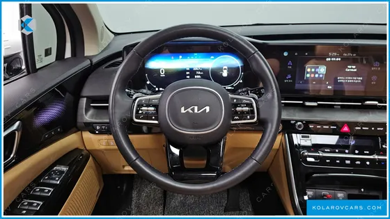 KIA CARNIVAL GASOLINE 7-SEATER SIGNATURE