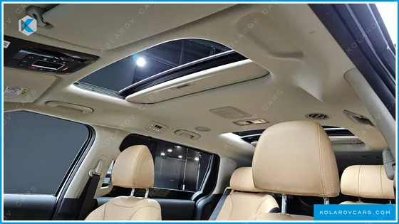 KIA CARNIVAL GASOLINE 7-SEATER SIGNATURE