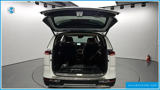 KIA CARNIVAL GASOLINE 7-SEATER SIGNATURE