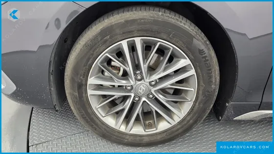 HYUNDAI GRANDEUR 2.4 PREMIUM