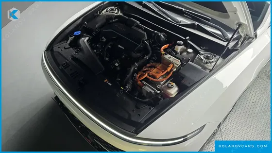 HYUNDAI GRANDEUR PREMIUM