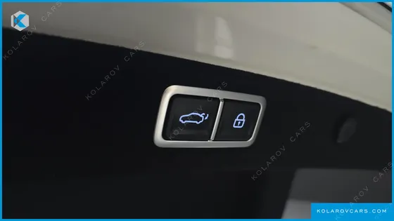 HYUNDAI GRANDEUR PREMIUM
