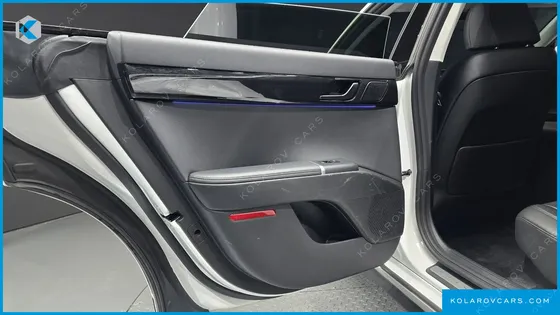 HYUNDAI GRANDEUR PREMIUM