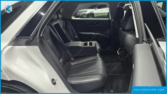 HYUNDAI GRANDEUR PREMIUM