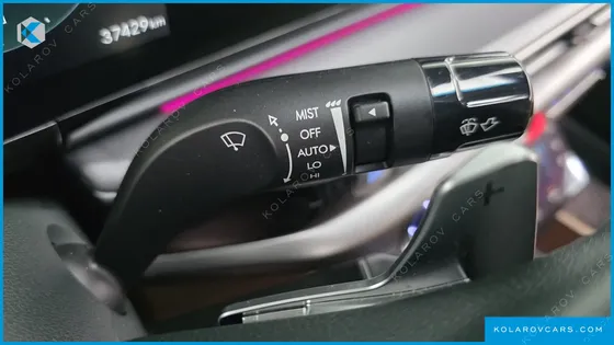 HYUNDAI GRANDEUR PREMIUM