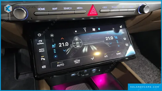 HYUNDAI GRANDEUR PREMIUM