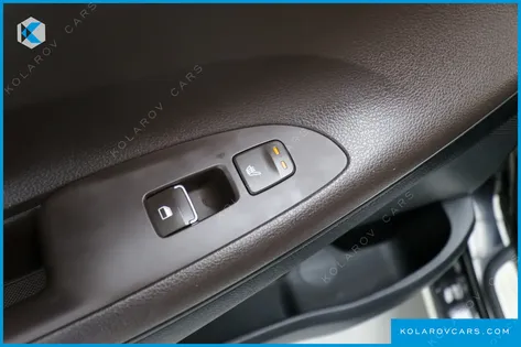 HYUNDAI GRANDEUR 3.0 LPI MODERN (RENTAL CAR)