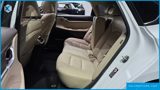 HYUNDAI GRANDEUR 2.4 PREMIUM