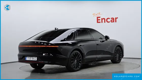 HYUNDAI GRANDEUR CALLIGRAPHY