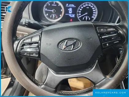 HYUNDAI GRANDEUR 2.2 DIESEL PREMIUM