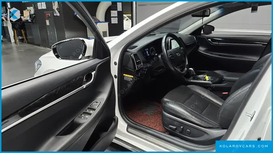 HYUNDAI GRANDEUR 2.2 DIESEL PREMIUM