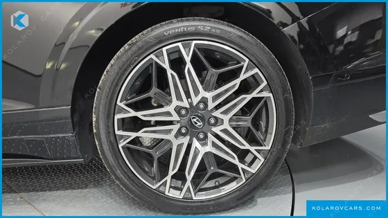HYUNDAI GRANDEUR EXCLUSIVE