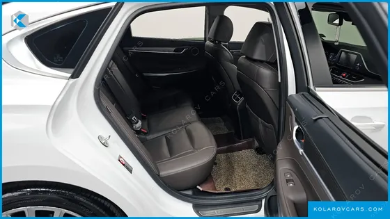 HYUNDAI GRANDEUR 2.4 PREMIUM