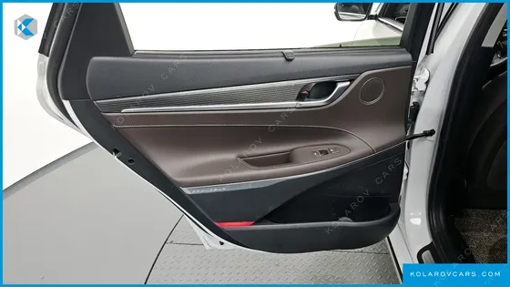HYUNDAI GRANDEUR 2.4 PREMIUM