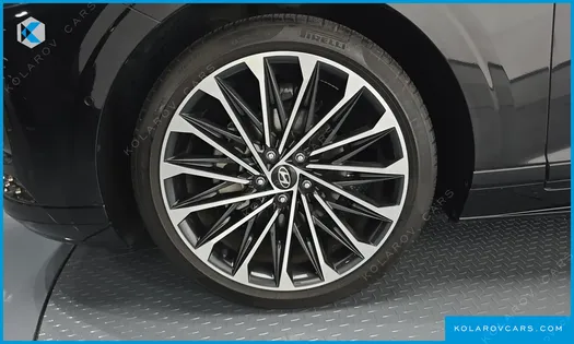 HYUNDAI GRANDEUR CALLIGRAPHY