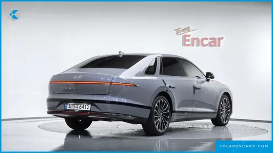 HYUNDAI GRANDEUR CALLIGRAPHY