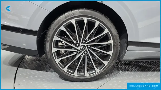 HYUNDAI GRANDEUR CALLIGRAPHY