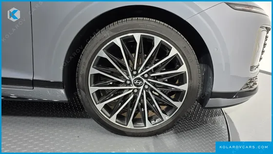 HYUNDAI GRANDEUR CALLIGRAPHY