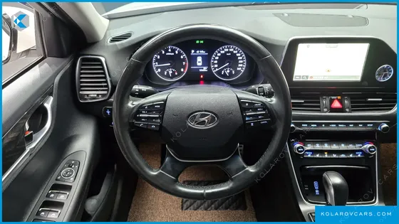 HYUNDAI GRANDEUR 2.4 PREMIUM