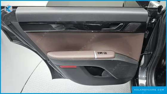 HYUNDAI GRANDEUR PREMIUM