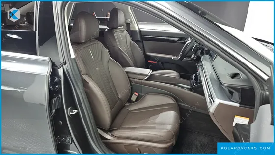 HYUNDAI GRANDEUR PREMIUM
