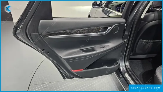 HYUNDAI GRANDEUR 2.4 PREMIUM